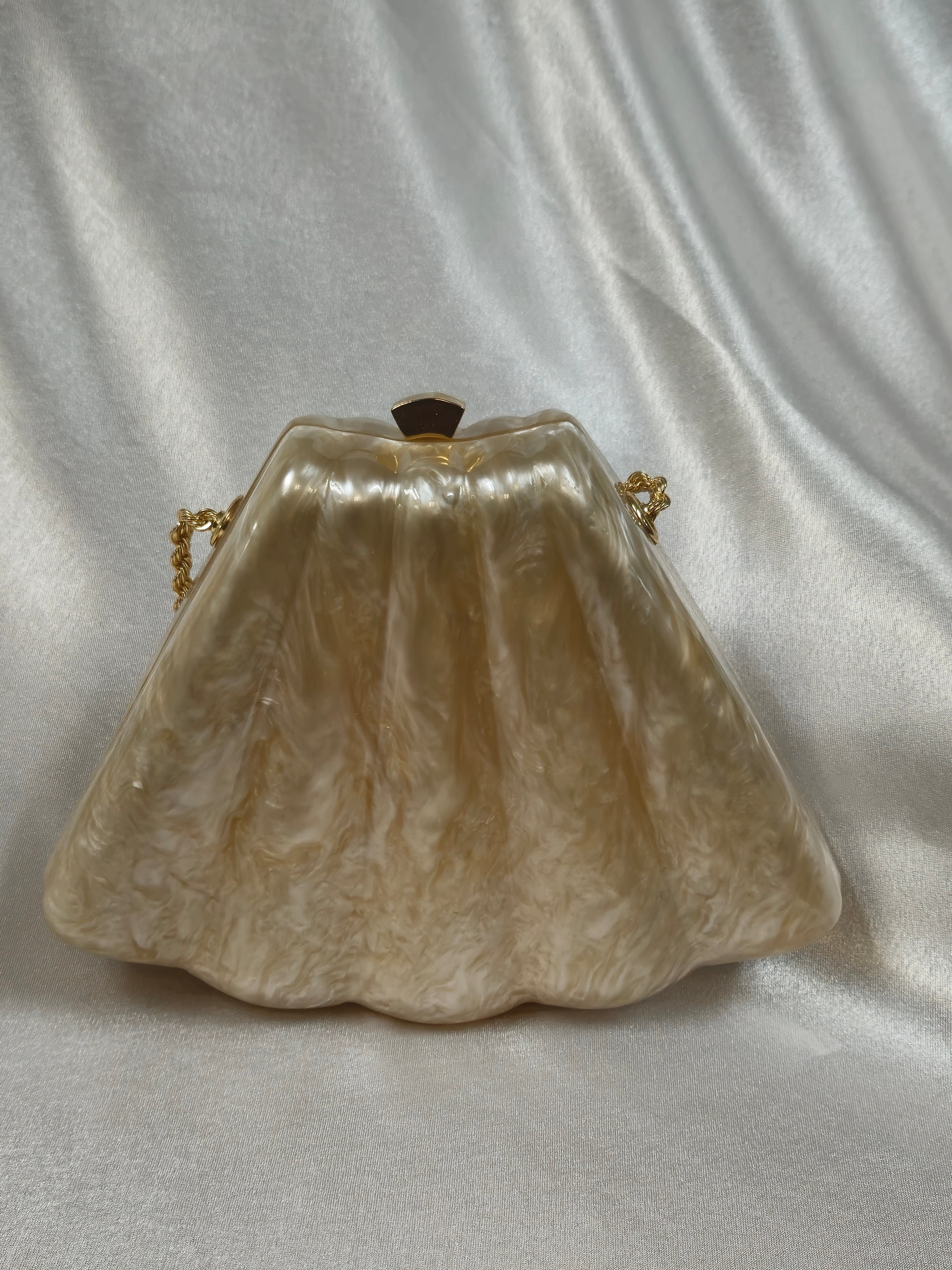 Beige Shell Purse