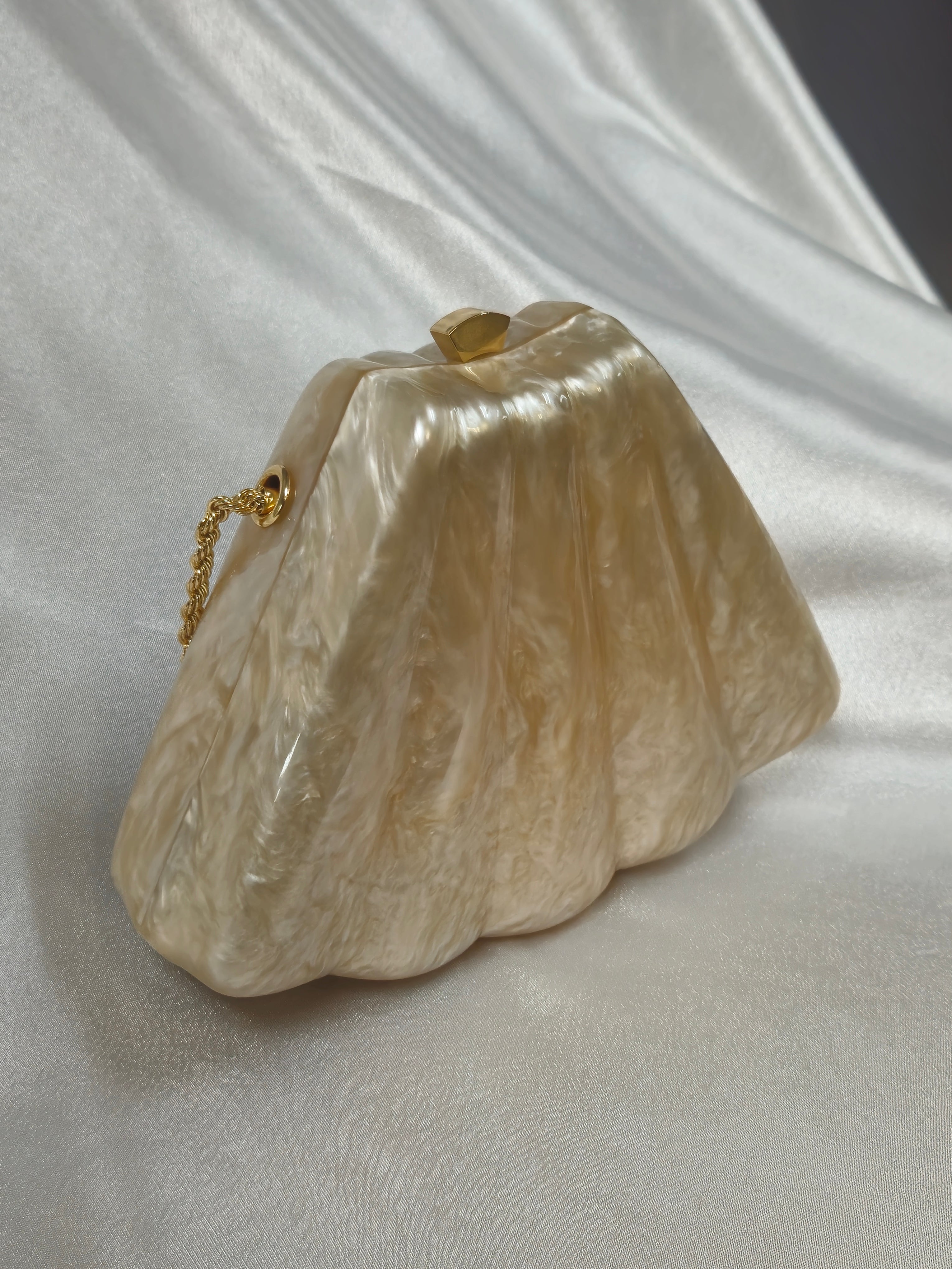 Beige Shell Purse