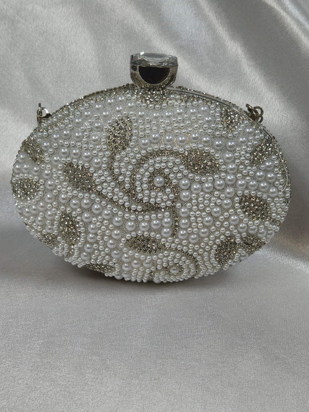 White Floral Pattern Purse